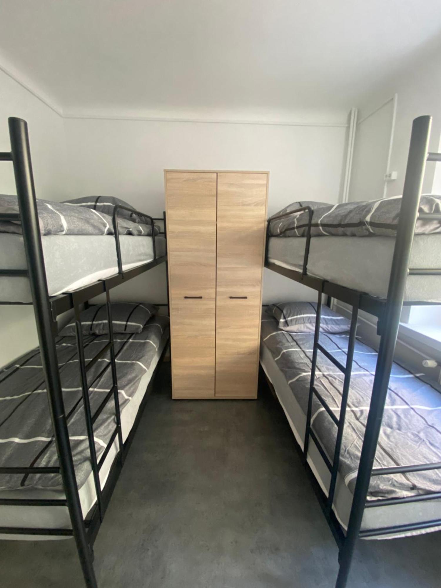 Hostel Harmonia Warsaw Exterior photo
